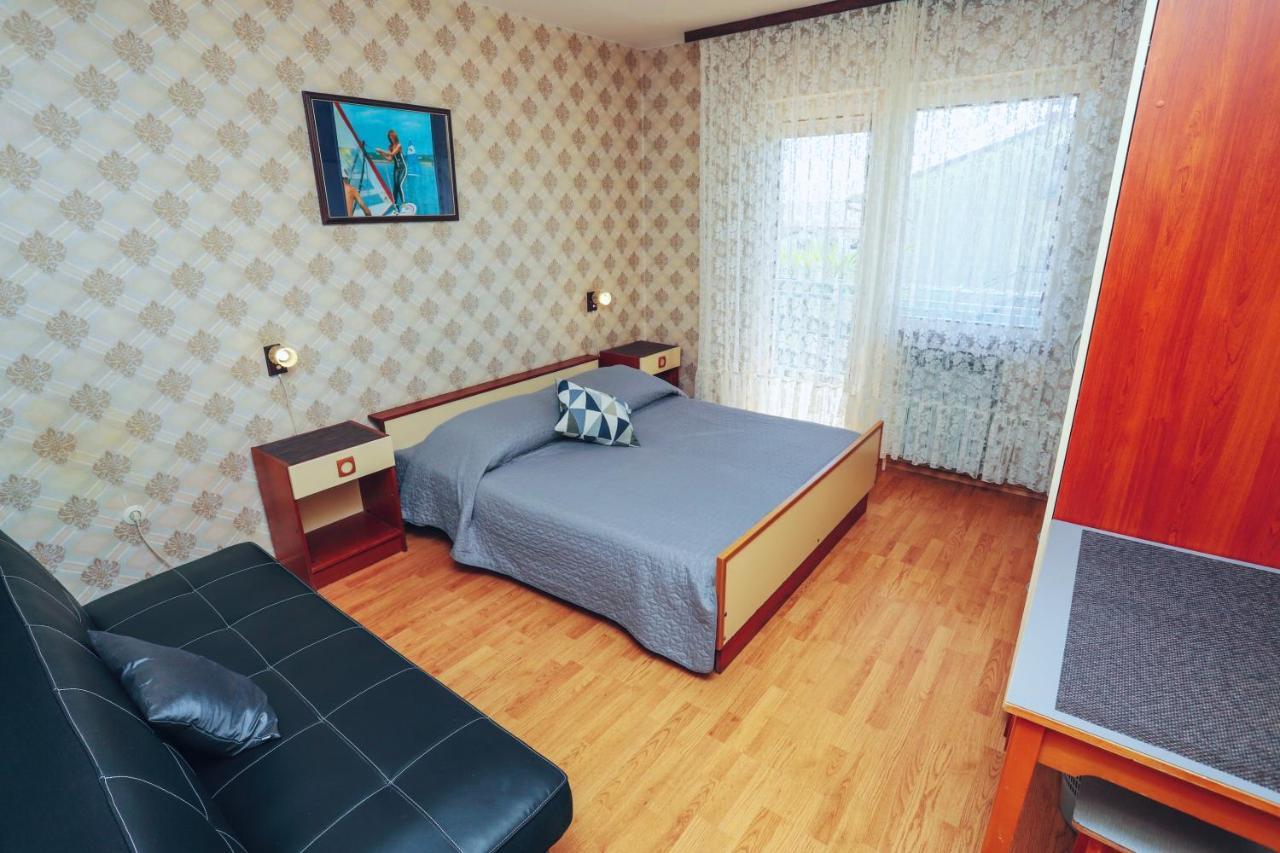Ray Apartment Porec Esterno foto